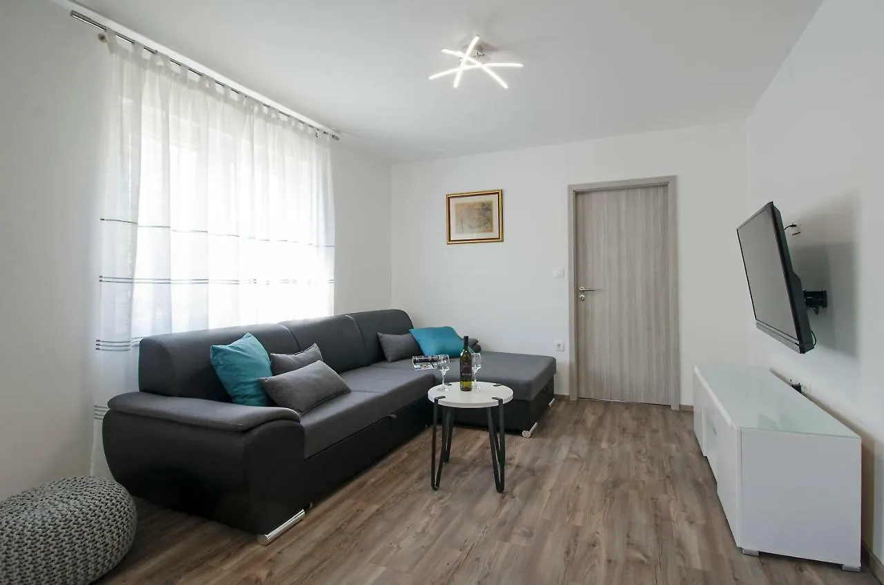 Apartment Pula R&D Croatia