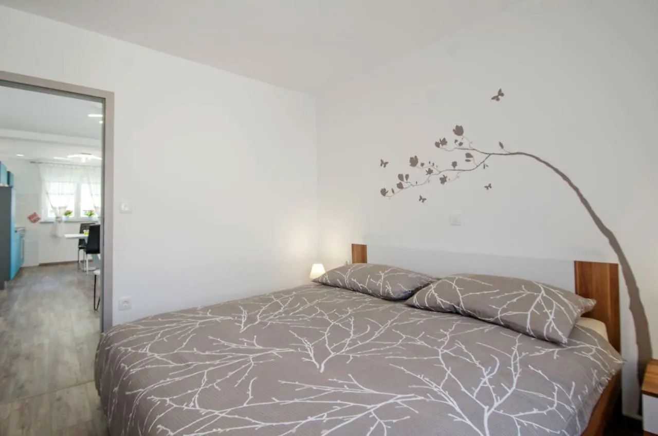 Apartment Pula R&D 克罗地亚